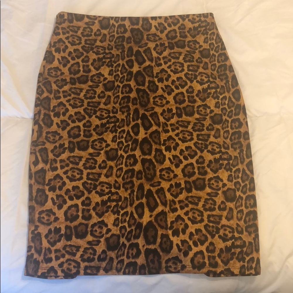 Leopard Skirt size L